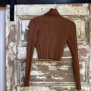 Zara Ribbed Mock Turtleneck Crop Top , Size L